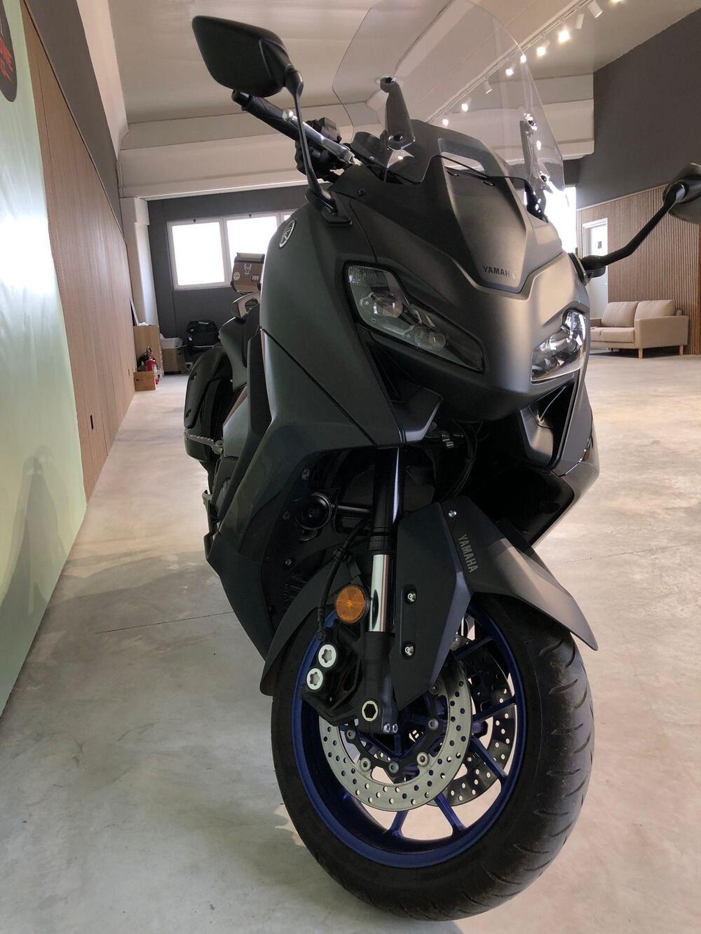 Yamaha T-Max 560 (2022 - 24) (5)