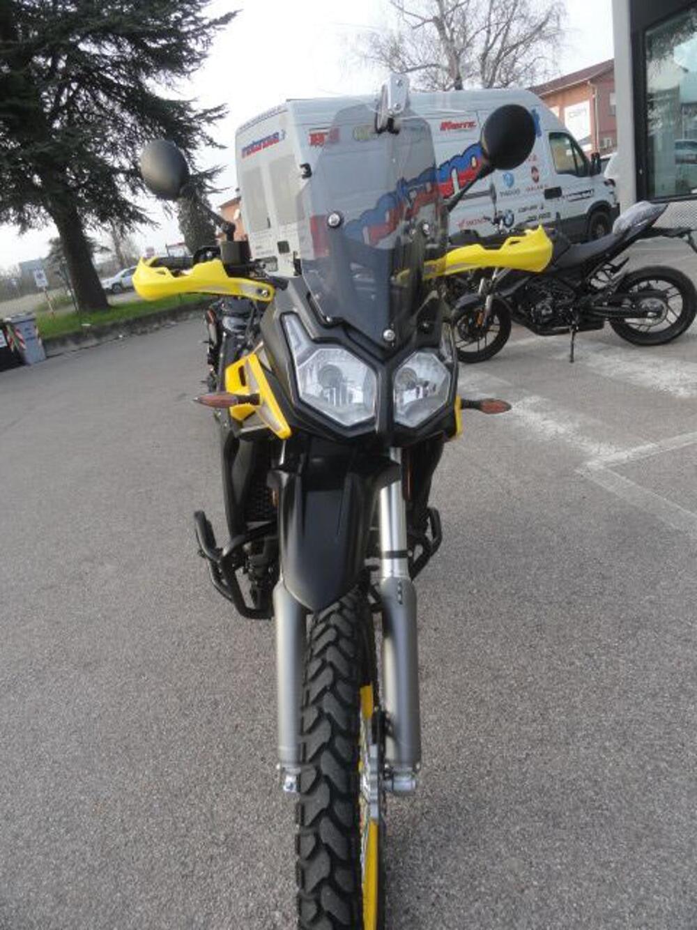 Voge Valico 300 Rally (2022 - 26) (3)