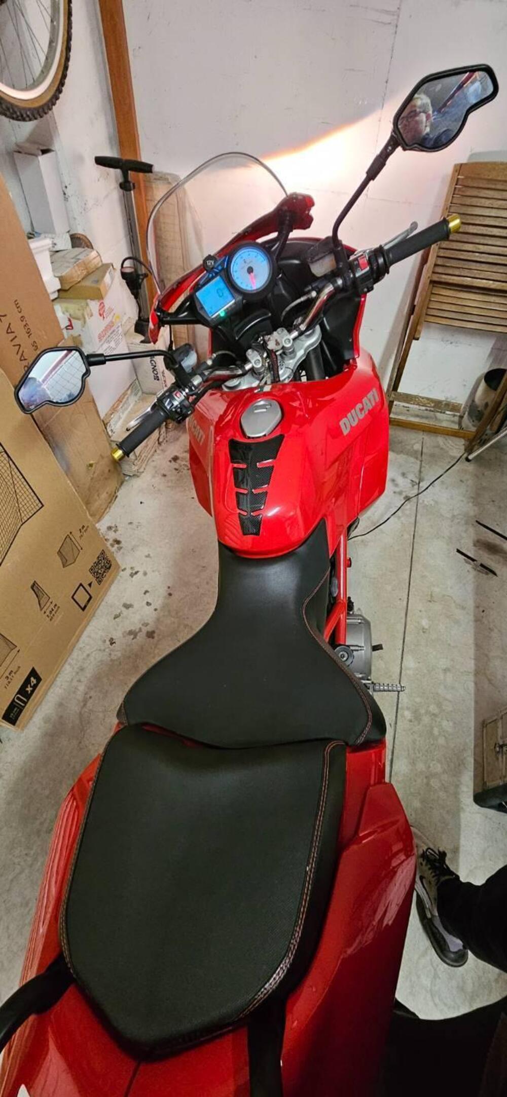 Ducati Multistrada 1100 (4)
