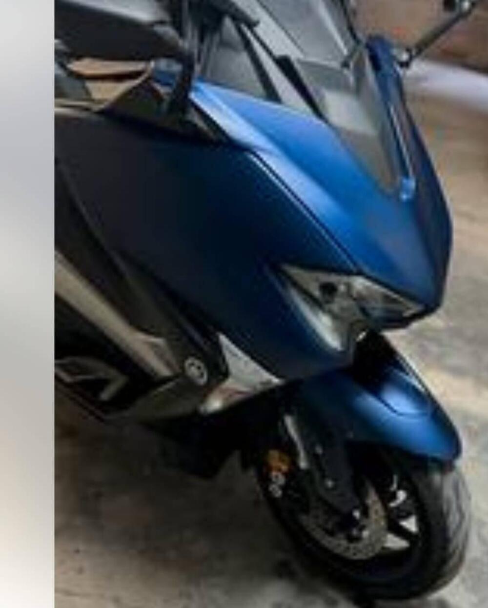 Yamaha T-Max 530 DX (2017 - 19) (2)