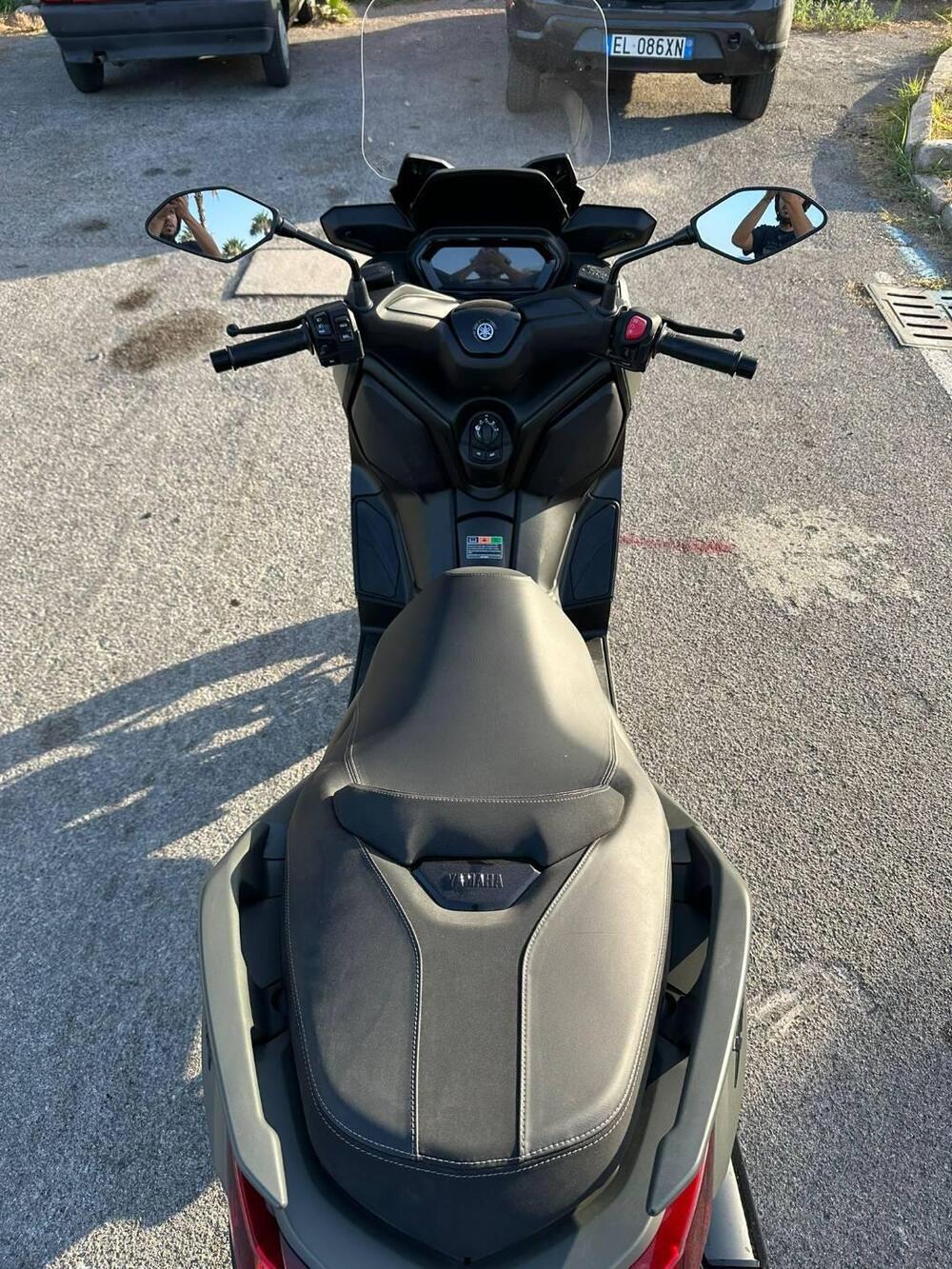 Yamaha X-Max 300 (2025 - 26) (9)