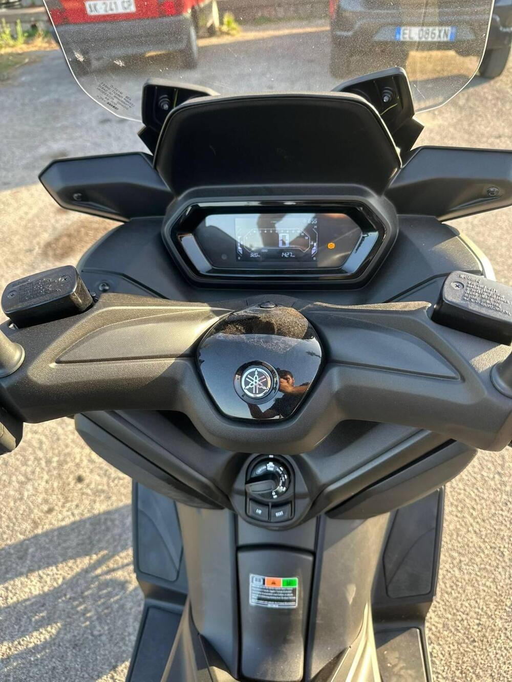 Yamaha X-Max 300 (2025 - 26) (10)