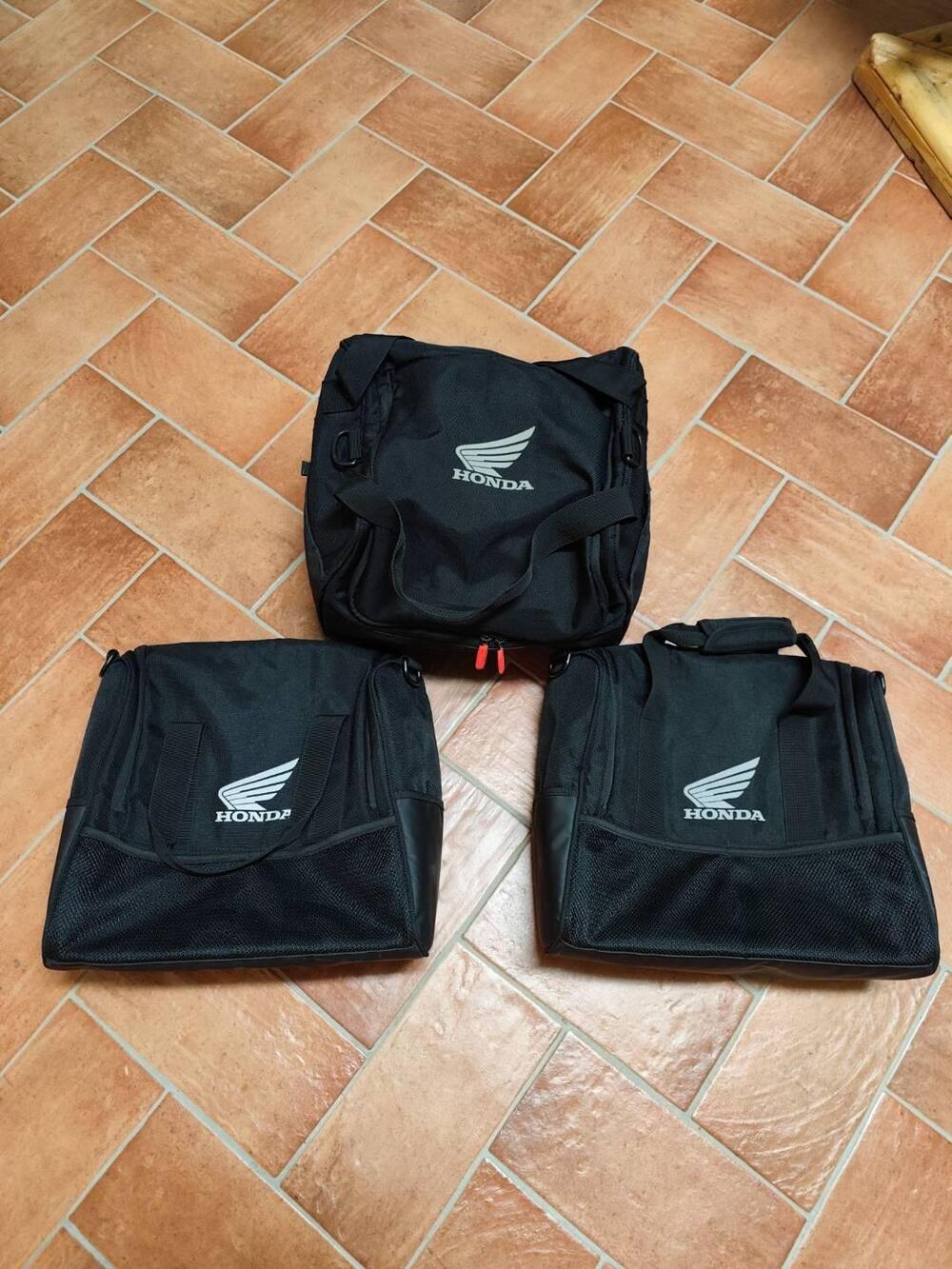 Honda Africa Twin CRF 1000L ABS (2016 - 17) (9)