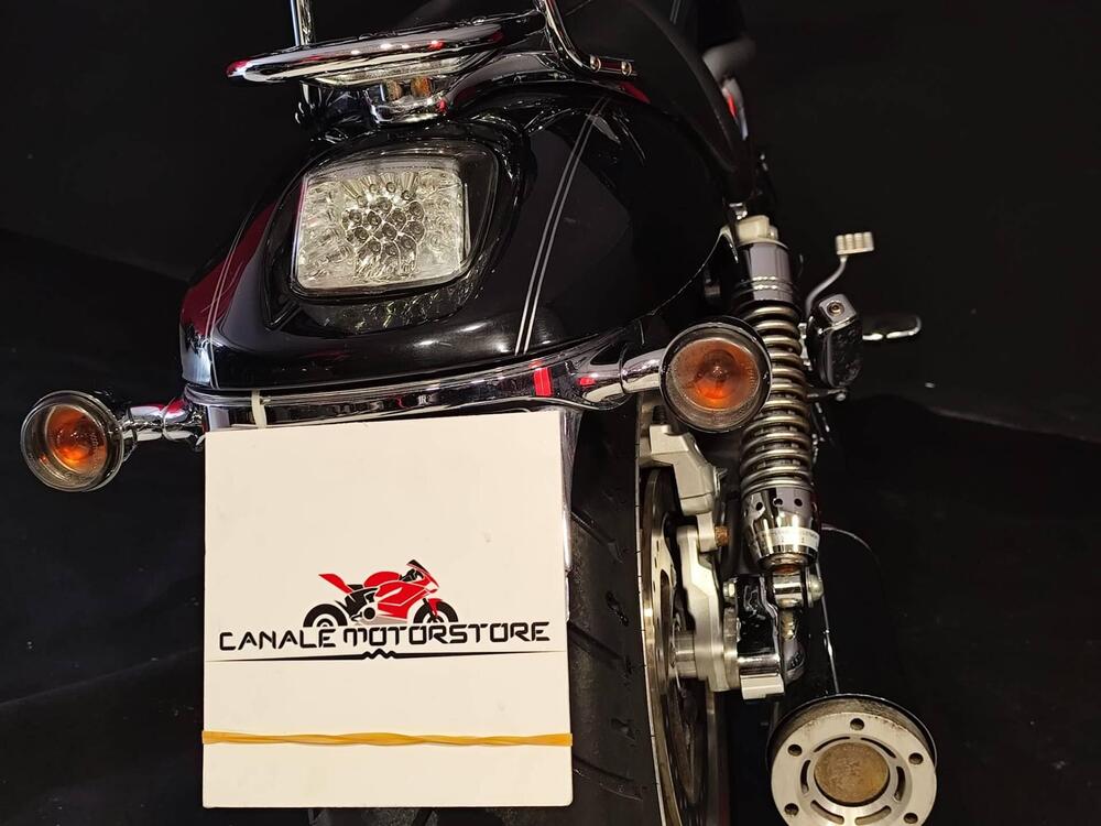 Harley-Davidson 1250 V-Rod (2008 - 12) - VRSCAW (10)