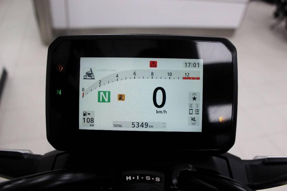 Honda CB 1000 Hornet (2025 - 26) (6)