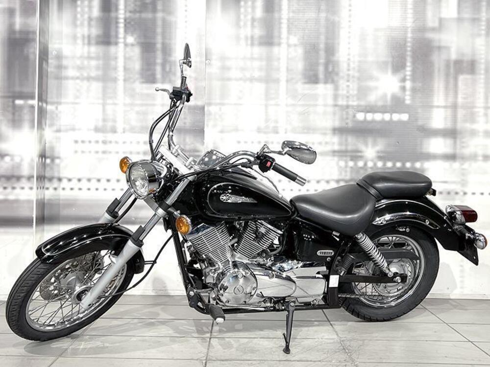 Yamaha XVS 125 Drag Star (7)