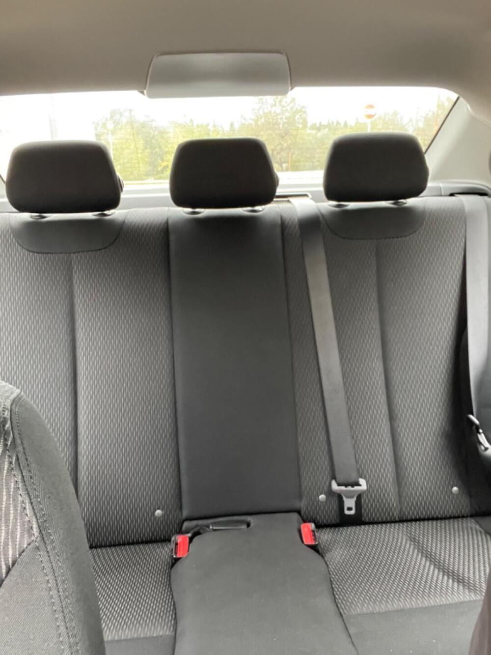 BMW Serie 3 usata a Bari (7)