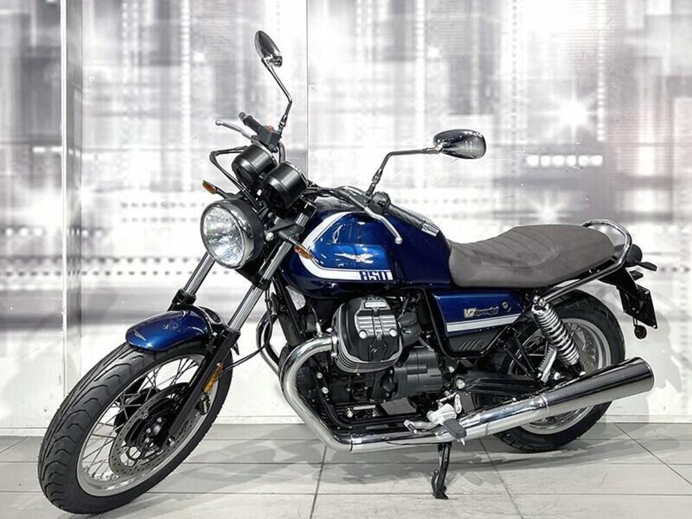 Moto Guzzi V7 Special (2021 - 24) (7)
