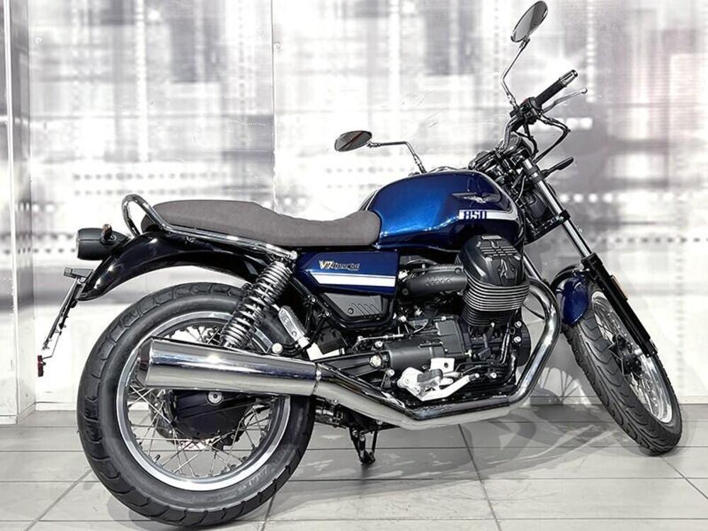 Moto Guzzi V7 Special (2021 - 24) (8)