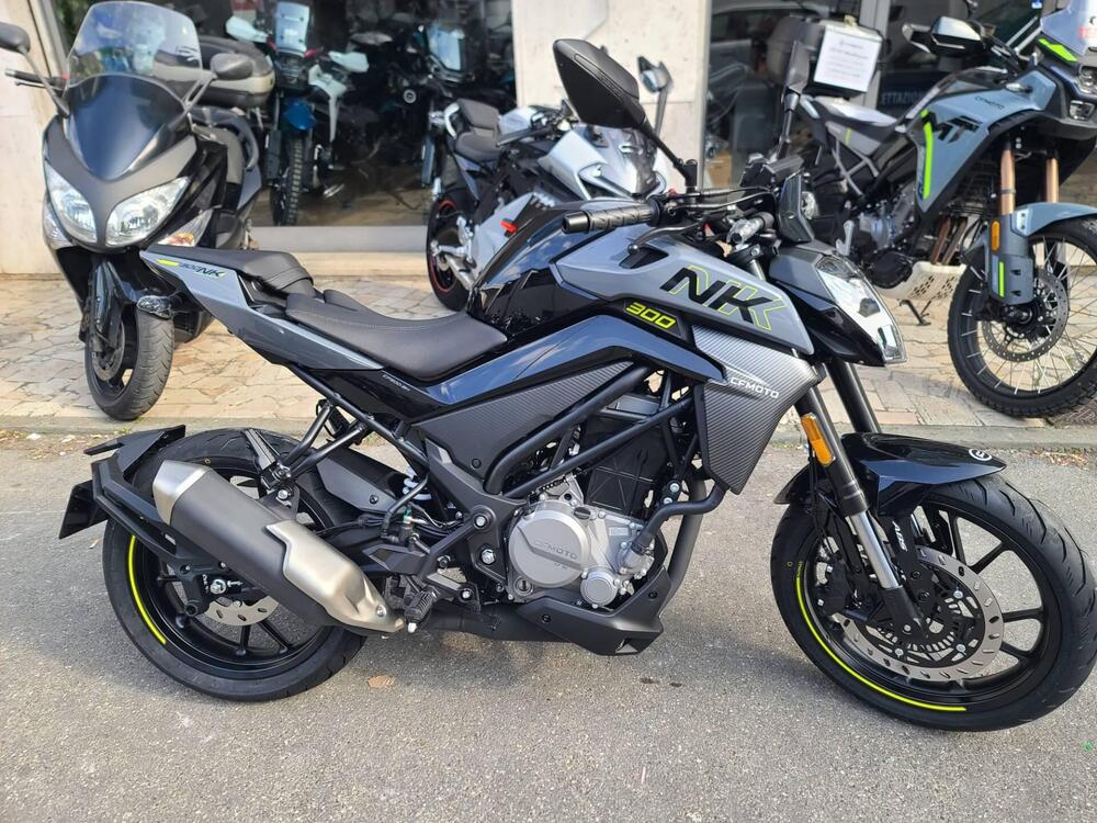 CFMOTO 300NK (2021 - 26) (3)