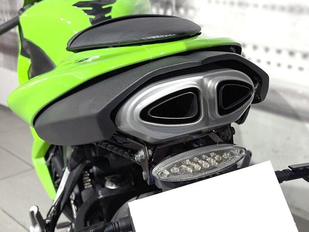 Kawasaki Ninja 600 ZX-6R (2007 - 08) (3)