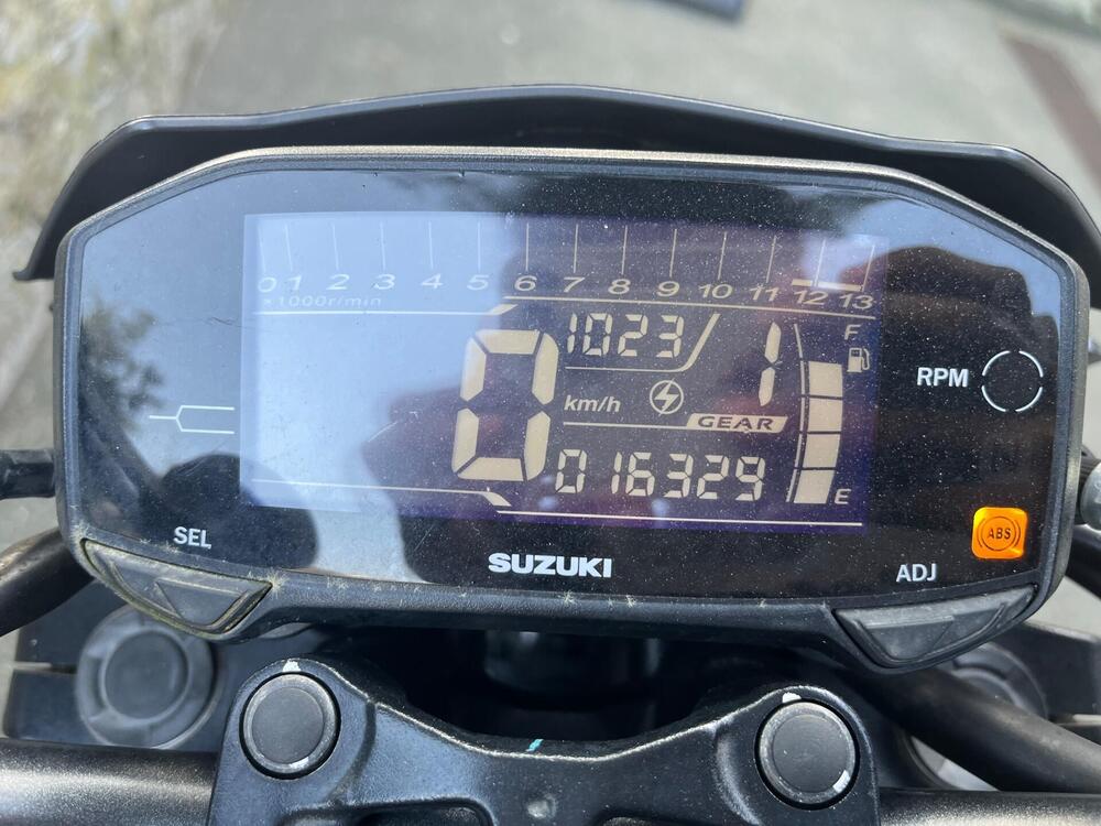 Suzuki GSX-S125 (2022 - 24) (7)