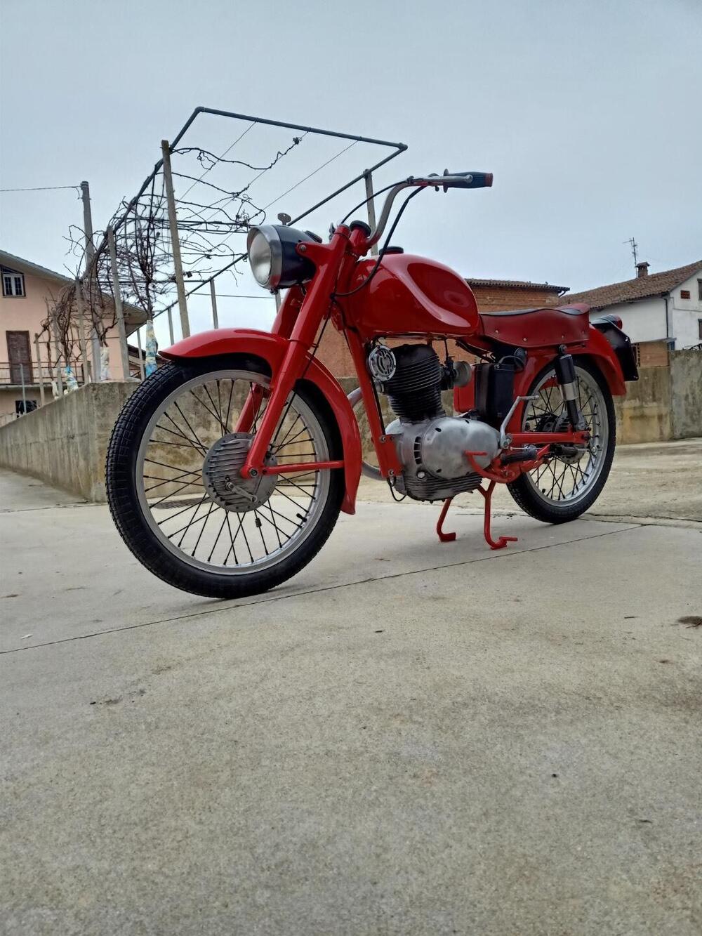 Moto Morini 175 Gt (6)