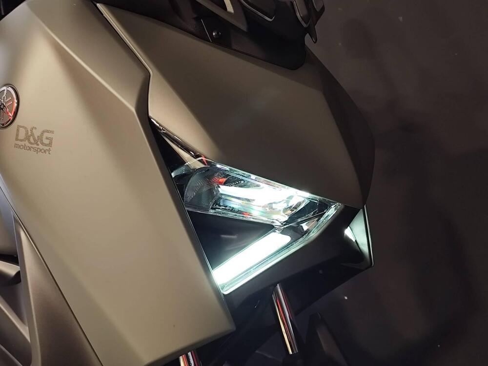 Yamaha X-Max 300 (2025 - 26) (10)