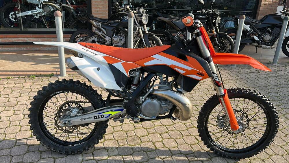 KTM 250 SX (2016)