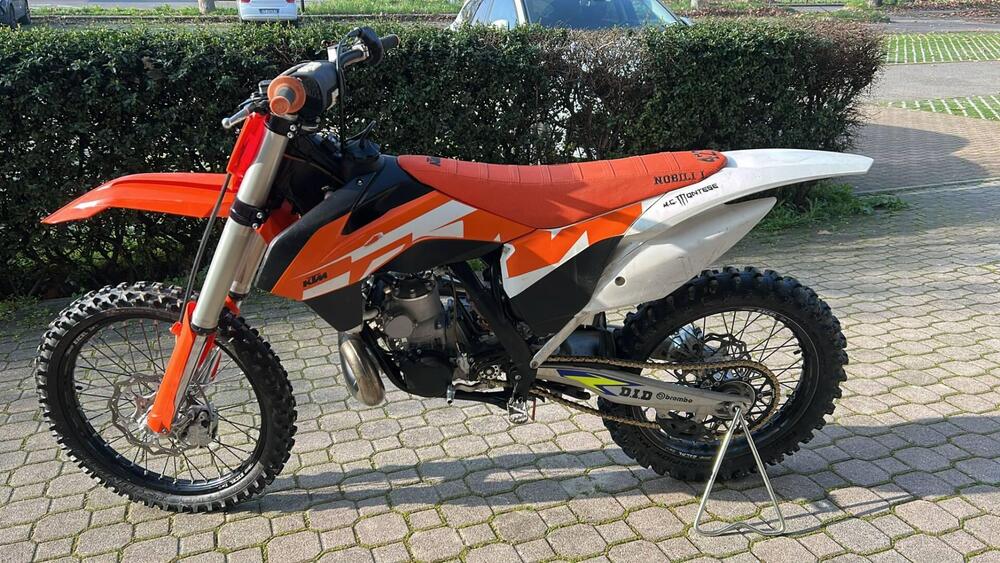 KTM 250 SX (2016) (6)