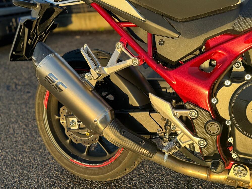 Honda CB 750 Hornet (2023 - 24) (9)