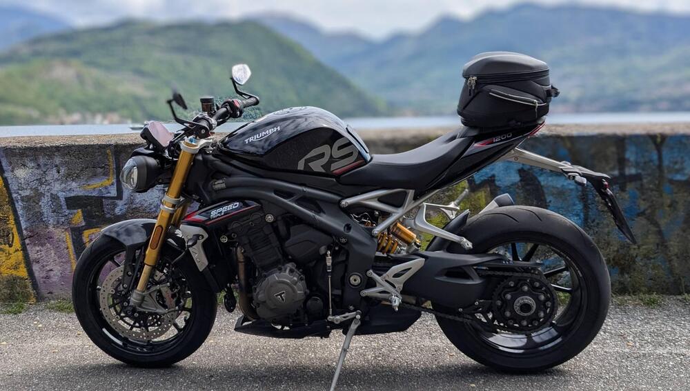 Triumph Speed Triple 1200 RS (2021 - 24) (2)