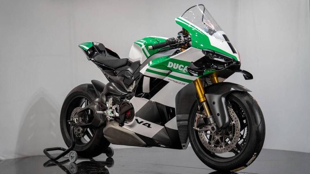 Ducati Panigale V4 Tricolore (2025 - 26) (4)