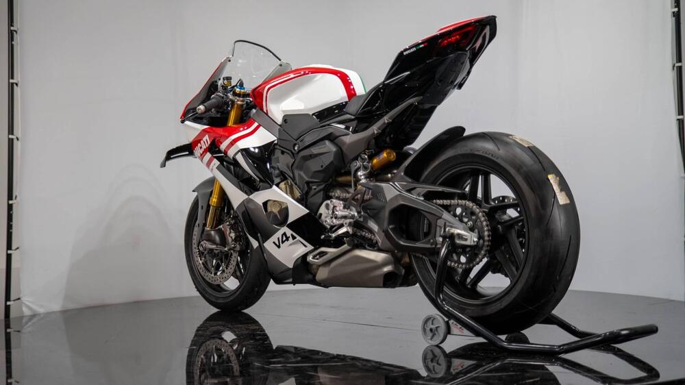 Ducati Panigale V4 Tricolore (2025 - 26) (8)