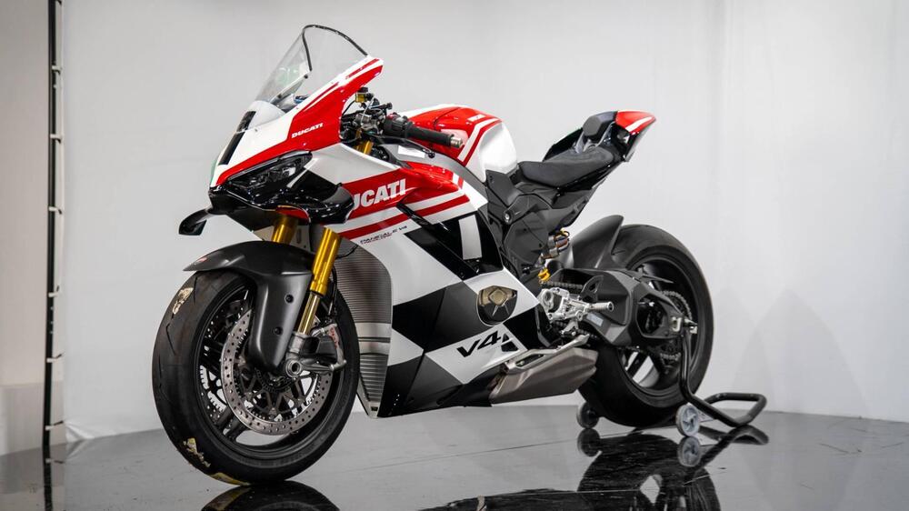 Ducati Panigale V4 Tricolore (2025 - 26) (9)