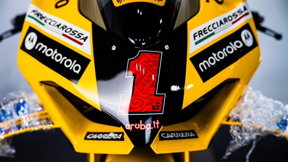 Ducati Panigale V4 Bagnaia 2022 World Champion Replica (2023) (11)