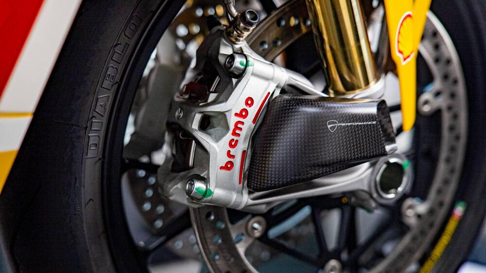 Ducati Panigale V4 Bagnaia 2022 World Champion Replica (2023) (17)