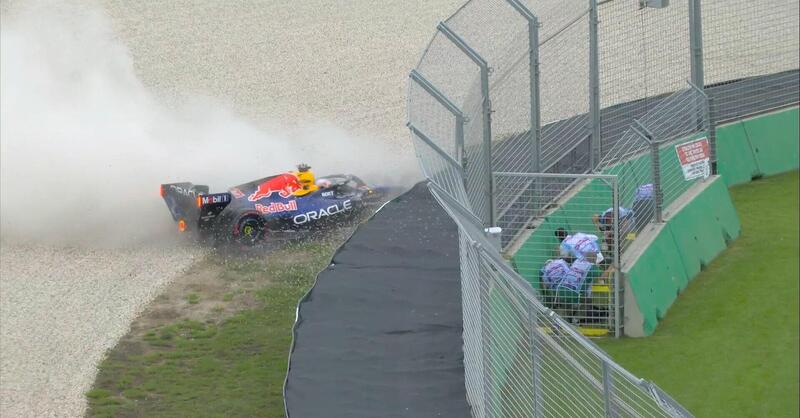 &ldquo;Non mi sto affatto divertendo&rdquo;: Verstappen travolto in Q1, Hadjar sogna il podio a Melbourne
