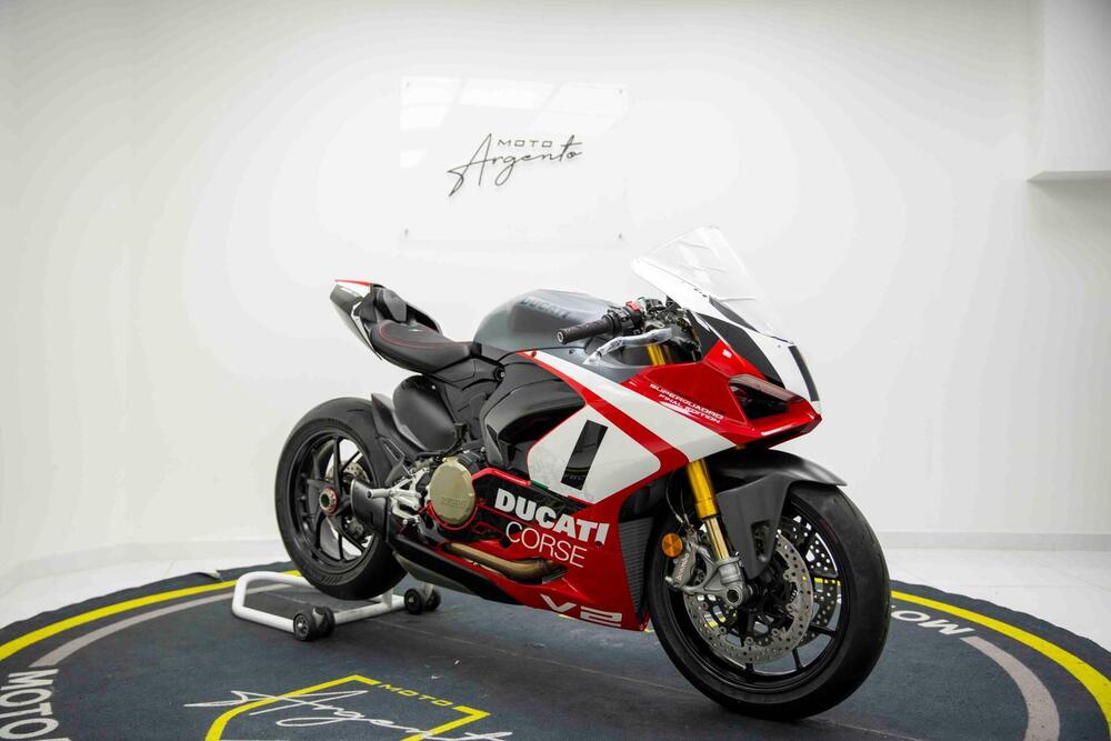 Ducati Panigale V2 Superquadro Final Edition (2024) (9)