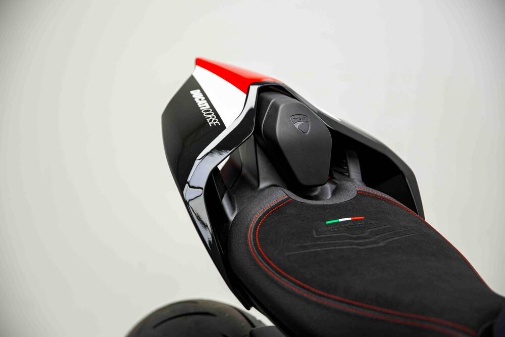 Ducati Panigale V2 Superquadro Final Edition (2024) (10)