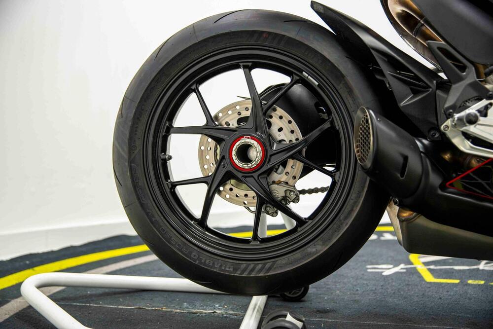 Ducati Panigale V2 Superquadro Final Edition (2024) (20)