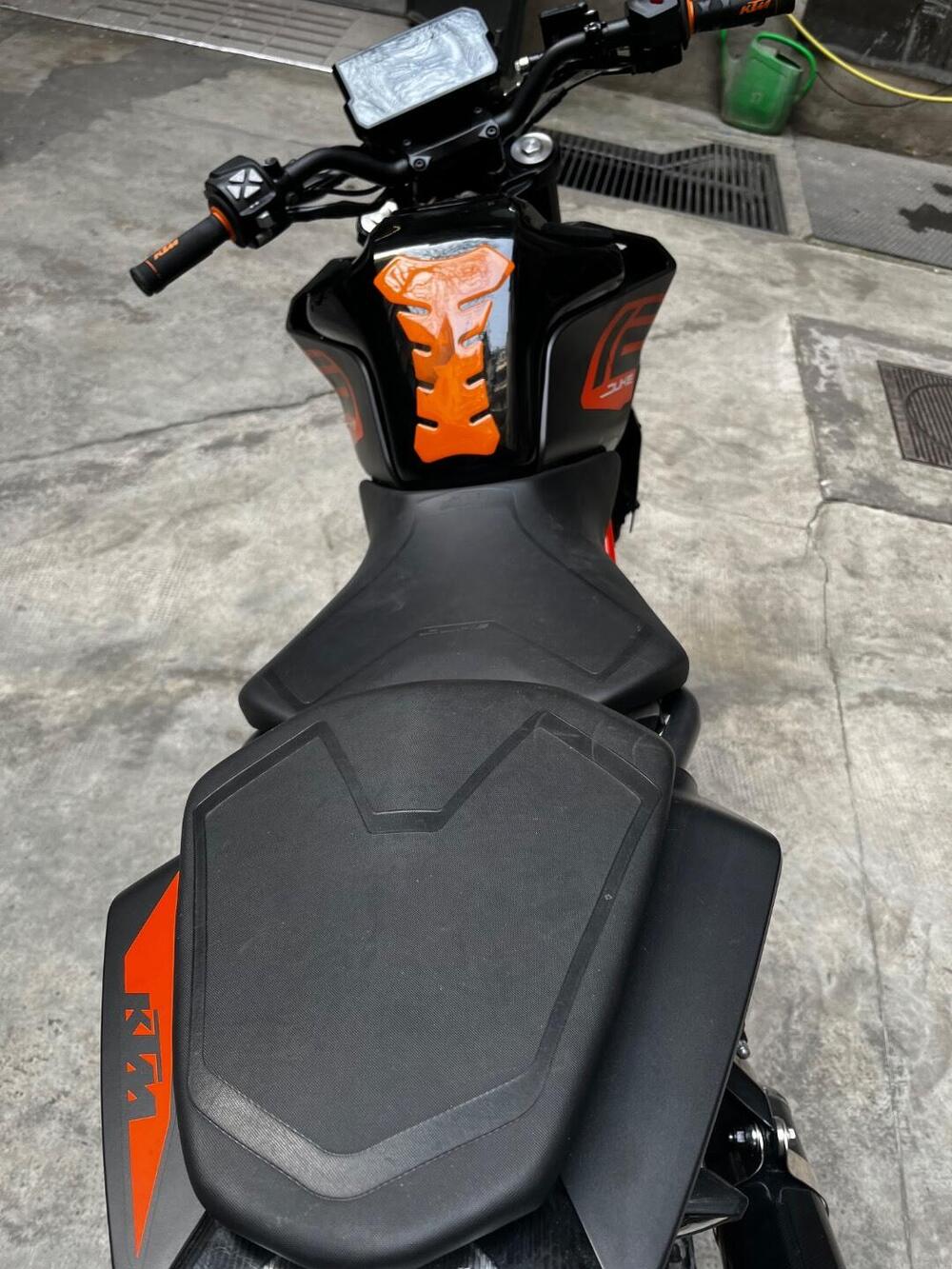 KTM 125 Duke (2021 - 23) (3)