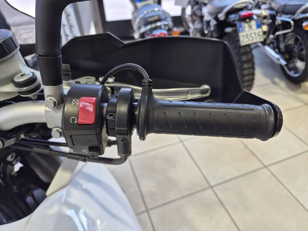 KTM 990 Supermoto T ABS (2011 - 13) (10)