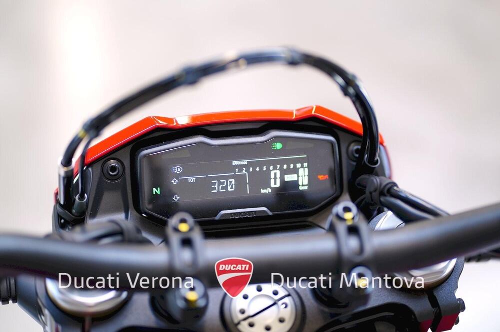 Ducati Hypermotard 698 Mono (2024 - 26) (16)