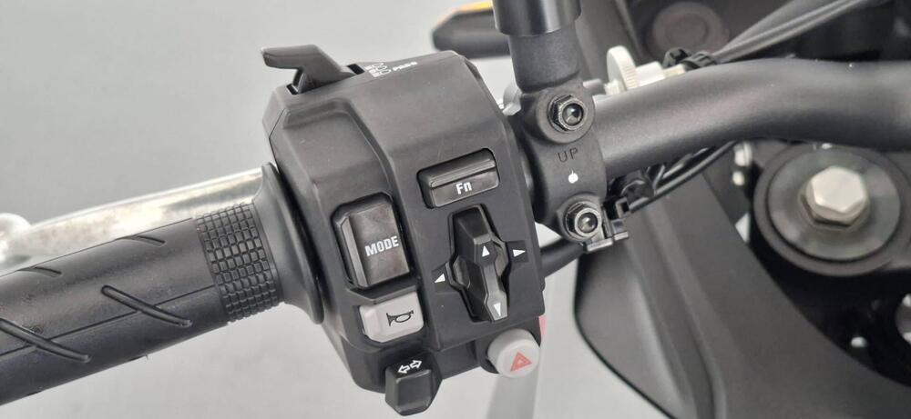 Honda Transalp XL750 (2025) (8)