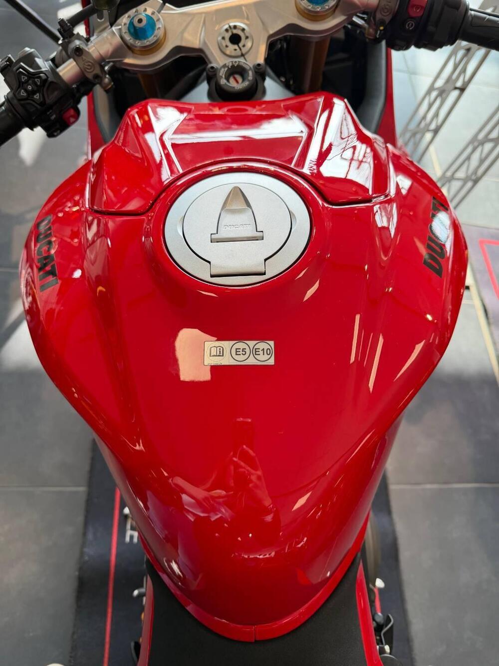 Ducati Panigale V2 S (2025 - 26) (8)