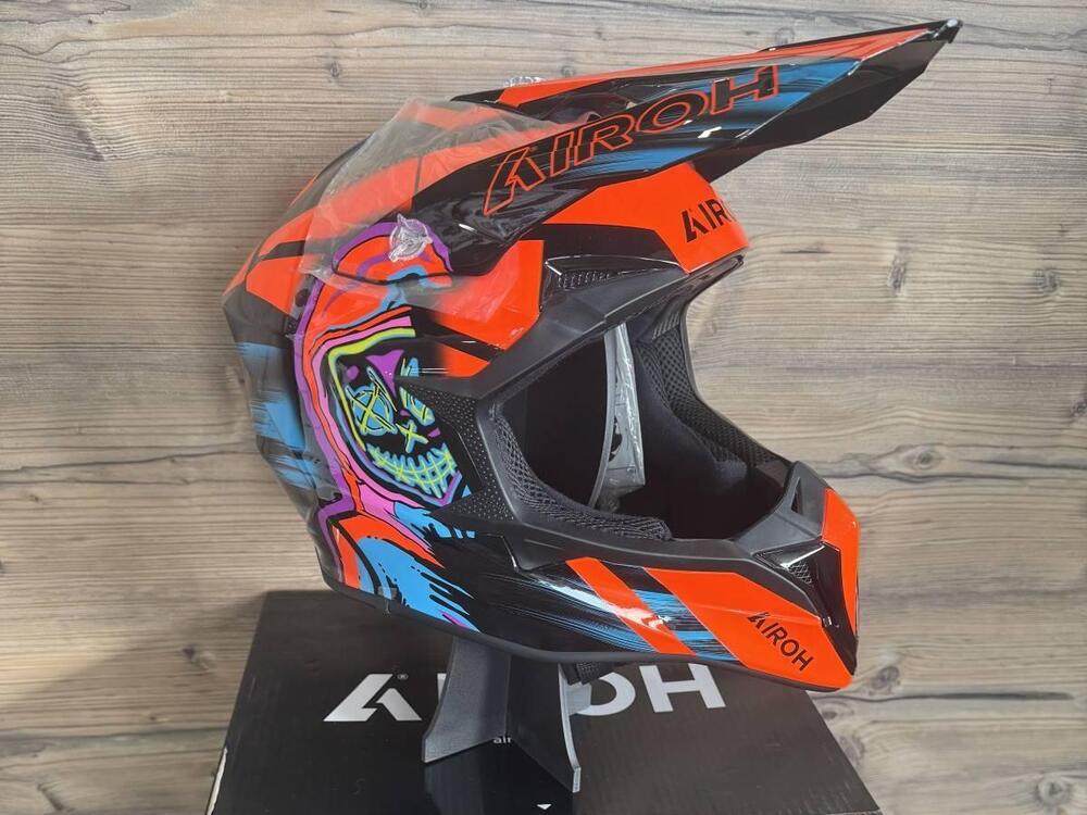 CASCO CROSS AIROH WRAAP (3)