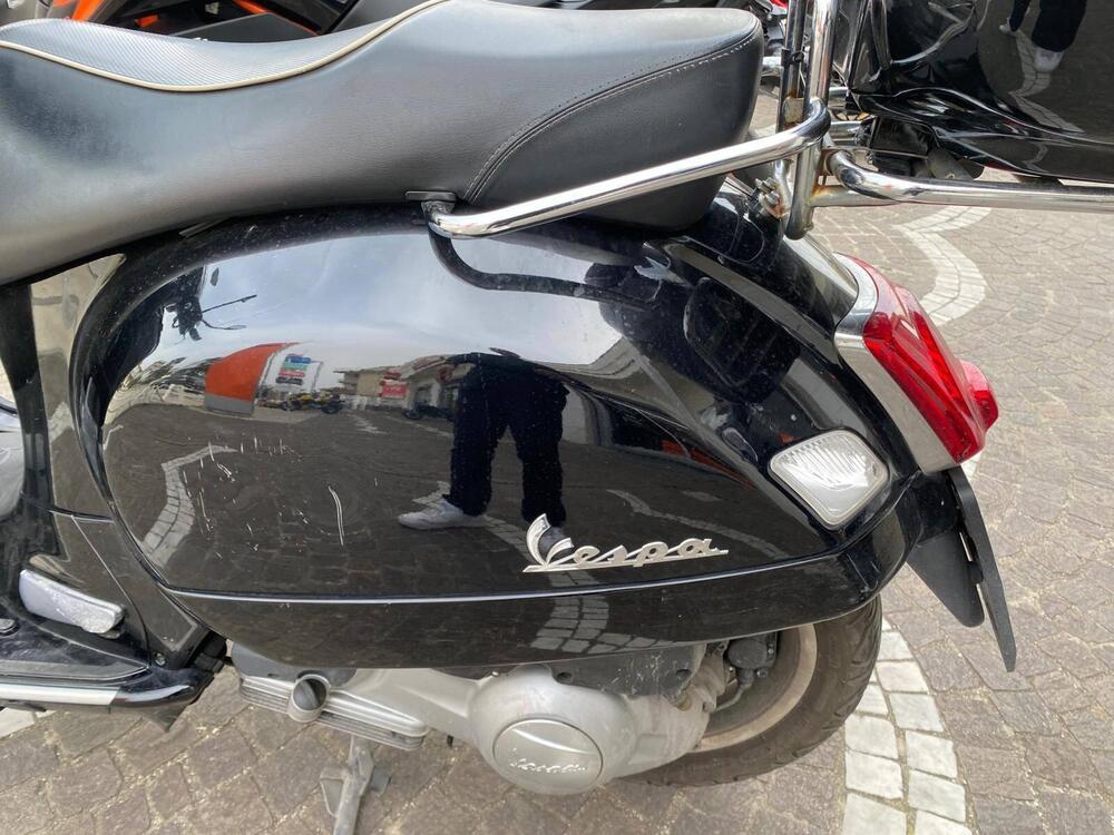 Vespa GTS 300 Super (2017 - 18) (8)