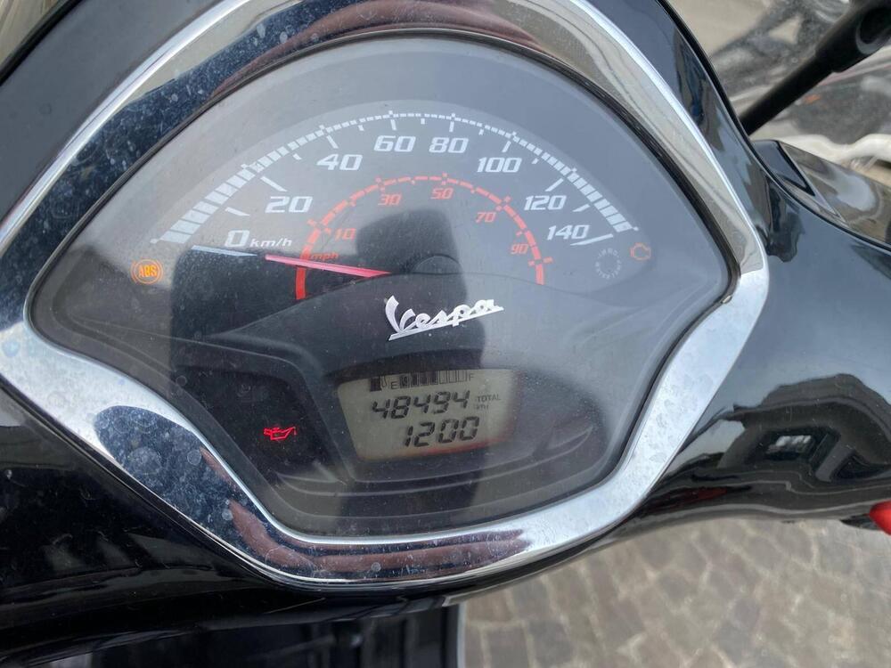 Vespa GTS 300 Super (2017 - 18) (3)