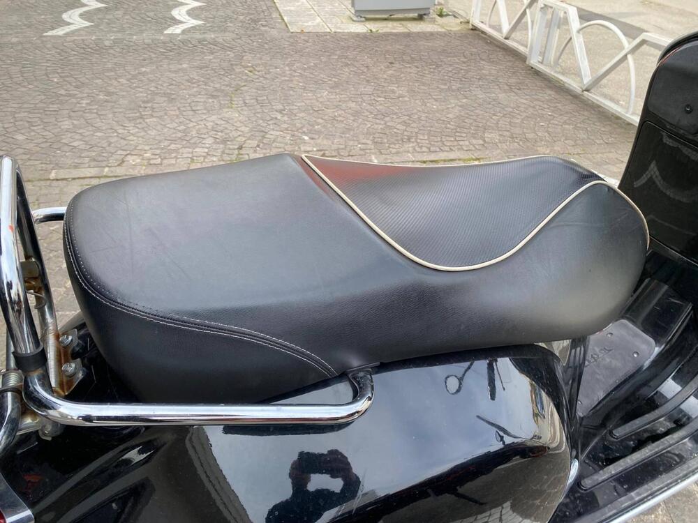 Vespa GTS 300 Super (2017 - 18) (9)