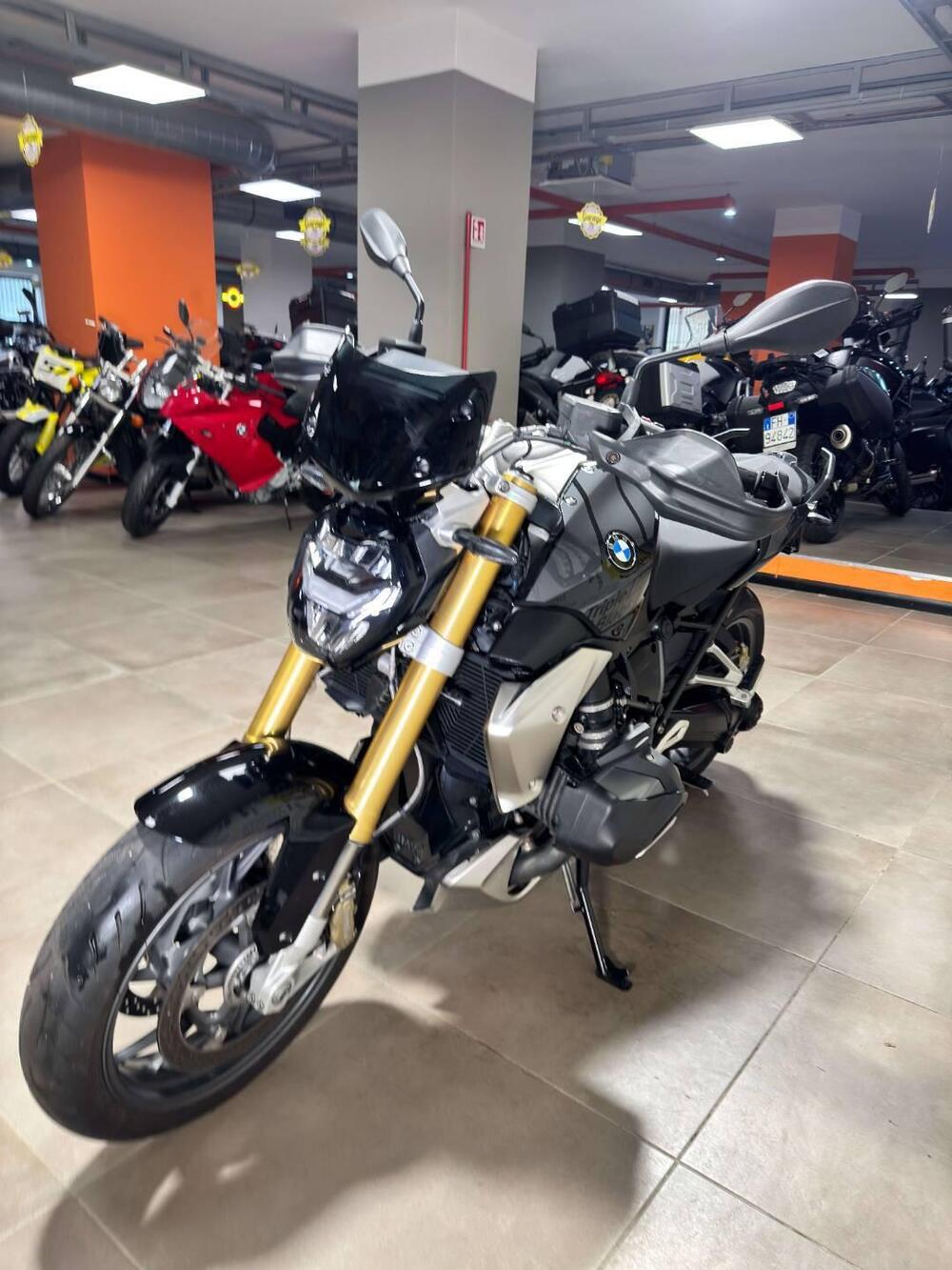 Bmw R 1250 R (2021 - 25) (3)