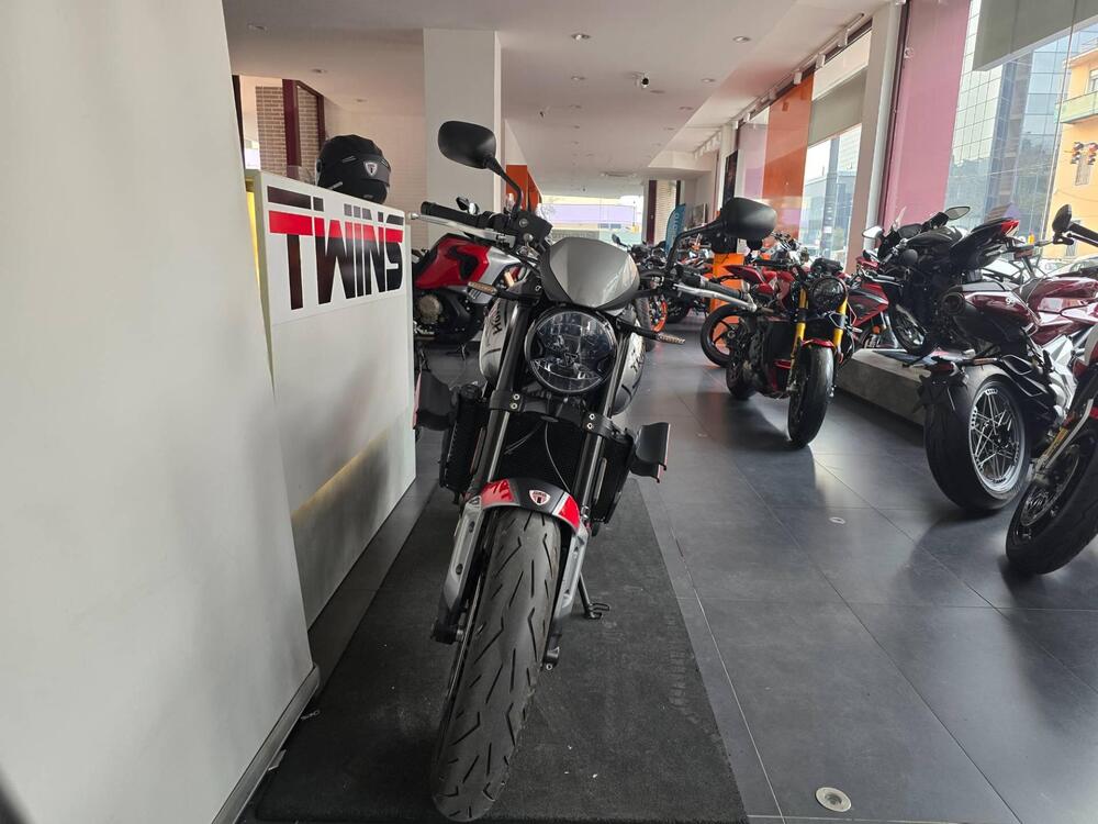 Triumph Trident 660 (2021 - 24) (3)