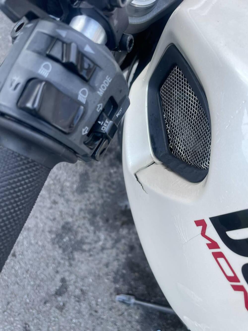 Ducati Monster 696 (2008 - 13) (5)