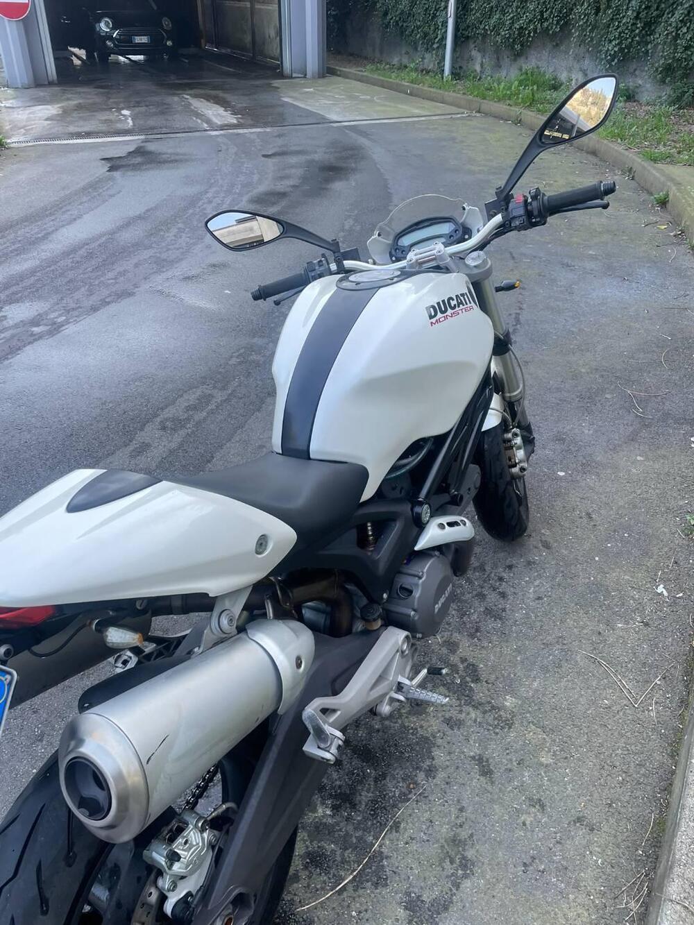 Ducati Monster 696 (2008 - 13) (7)