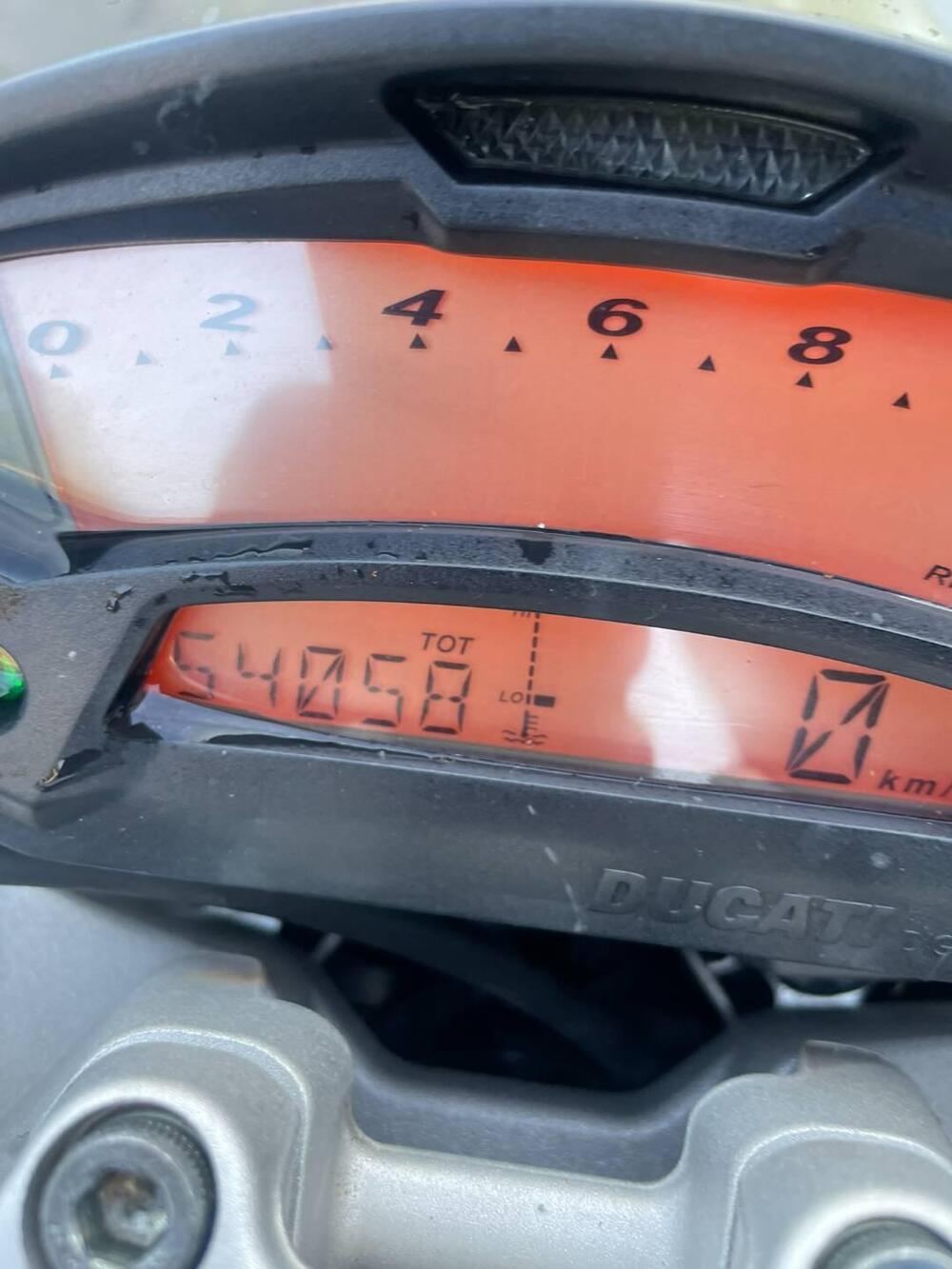 Ducati Monster 696 (2008 - 13) (3)