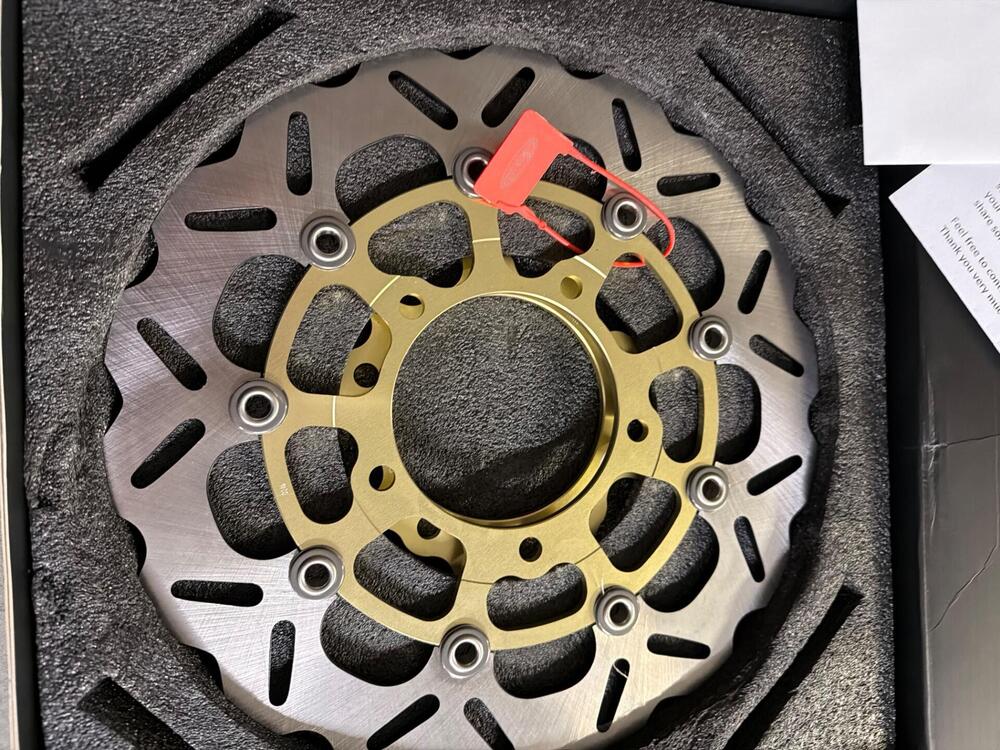 Coppia dischi freno nuovi Arashi