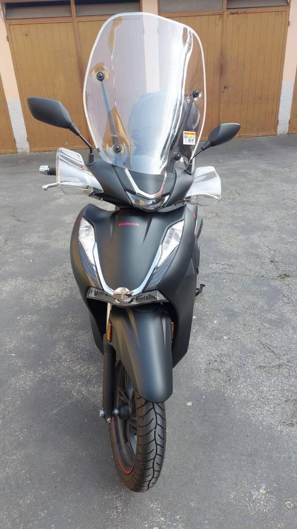 Honda SH 350 Sport (2021 - 24) (2)