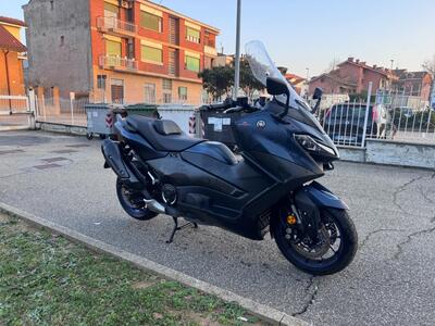 Yamaha T-Max 560 (2022 - 24) usata