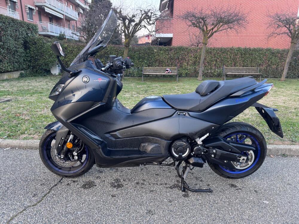Yamaha T-Max 560 (2022 - 24) (3)