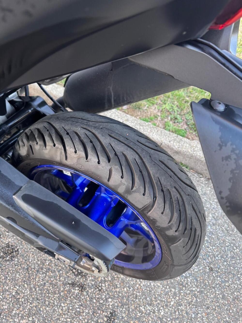 Yamaha T-Max 560 (2022 - 24) (4)